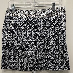 Izod Navy and White Patterned Mini Skirt
